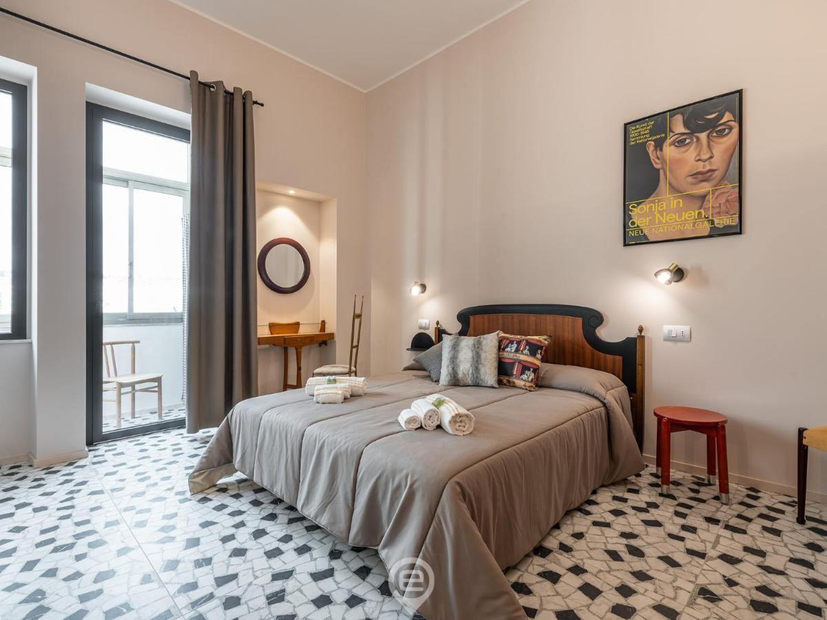 Harbor View Apartment Cagliari Buitenkant foto